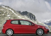 Volkswagen Golf V R32